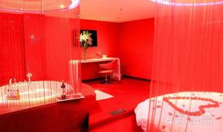 天鹅恋情侣酒店 天鹅恋情侣酒店