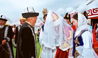 伊犁哈萨克 伊犁哈萨克