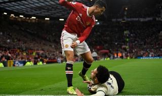 c罗拿过英超金靴吗 c罗拿过英超金靴吗